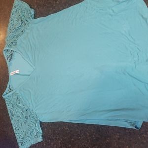 Zenana Signature shirt